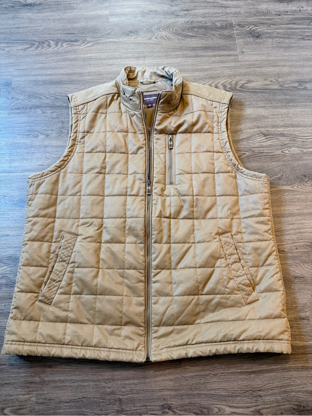 Johnston & Murphy Men’s XXL Full-Zip Quilted Faux Leather Vest Brown
